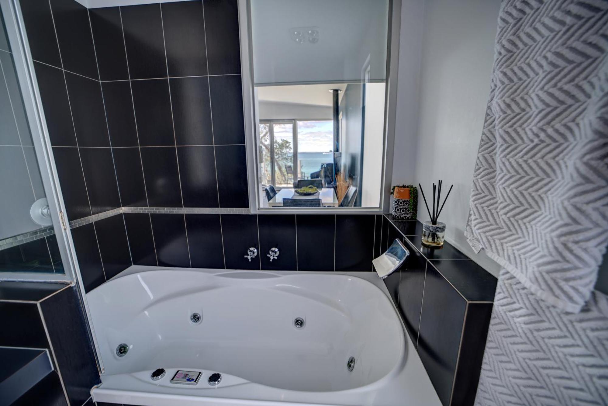 פורט פיירי Battery Cove Beach Front Apartment מראה חיצוני תמונה